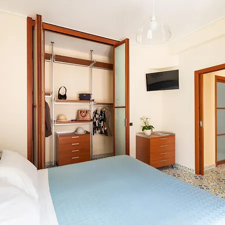 Yourhome - Domus Apartment