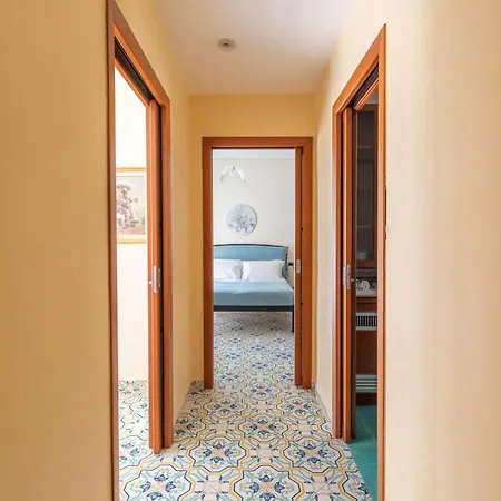 Apartment Yourhome - Domus