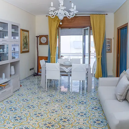 Apartment Yourhome - Domus