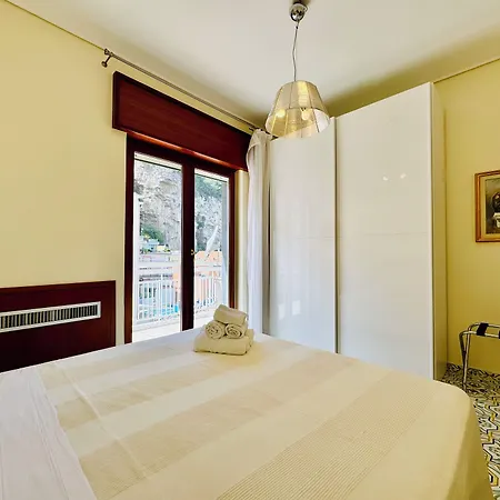 Apartment Yourhome - Domus